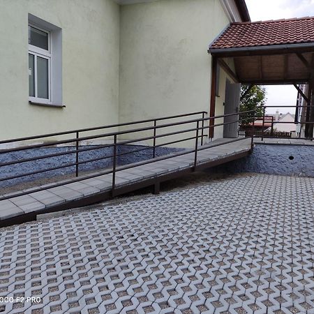 Zamecka Posta Penzion Neznasov Exterior foto